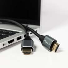 „Tellur“ didelės spartos HDMI 2.0 laidas, 4K 18Gbps kištukas-kištukas Ethernet, paauksuotas 1,5 m juodas