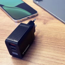 Įkroviklis Wozinsky &quot;GaN&quot; juodas 20W (USB / USB-C)