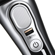 Braun Series 9 Pro 9477CC men's shaver Foil shaver Trimmer Black, Silver