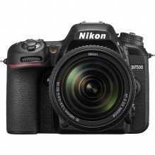 Nikon D7500 18-140mm f/...
