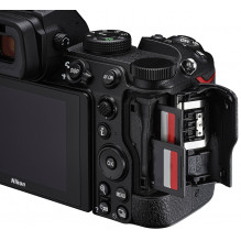 Nikon Z5 + NIKKOR Z 24-200mm f/ 4-6.3 VR