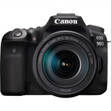 Canon EOS 90D 18-135mm IS USM