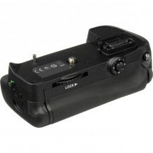 Nikon MB-D11 Baterijų blokas/ laikiklis (D7000)