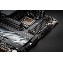 ASUS ROG CROSSHAIR X870E HERO AMD X870E lizdas AM5 ATX