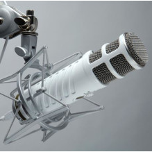 RØDE Podcaster Grey Stage / performanso mikrofonas