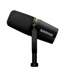 Shure MV7+-K-BNDL - stačiakampis / balso mikrofonas su XLR / USB-C jungtimi, juodas + stalinis stovas GATOR