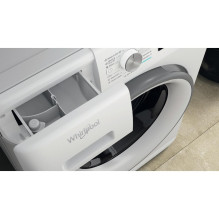 Whirlpool FFWDB 976258 SV EE skalbimo mašinų džiovintuvas Laisvai pastatomas iš priekio apkraunamas baltas E