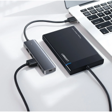 Ugreen USB Type C HUB – 4x USB 3.2 Gen 1 su USB-C maitinimo prievadu pilka spalva (CM219 70336)