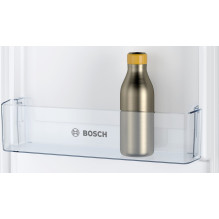 Bosch Serie 2 KIV87NSE0 šaldytuvas-šaldiklis Integruotas 270 L E Baltas