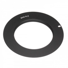 Lens adapter for M42 lenses on Nikon Ai Z cameras, black