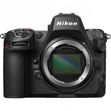 Nikon Z8 + FTZ II Adapter