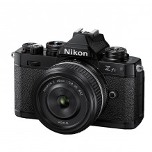 Nikon Z fc + Nikon NIKKOR Z 28mm f/ 2.8 (SE) (Black)