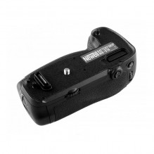 Newell MB-D16 Battery Grip for Nikon