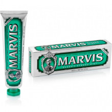 Classic Strong Mint Classic mint flavored toothpaste, 85ml