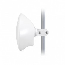 UBIQUITI 5 GHz PtMP LTU Client Radio with Advanced RF Performance