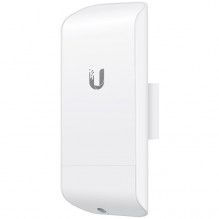 UBIQUITI airMAX NanoStation M2 loco 2.4 GHz frequency band Plug-and-play integration with airMAX antennas 150+ Mbps, ran