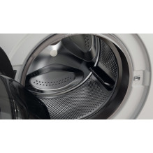 Whirlpool FFB 6238 W PL skalbimo mašina Laisvai pastatoma priekinė apkrova 6 kg 1200 RPM Balta